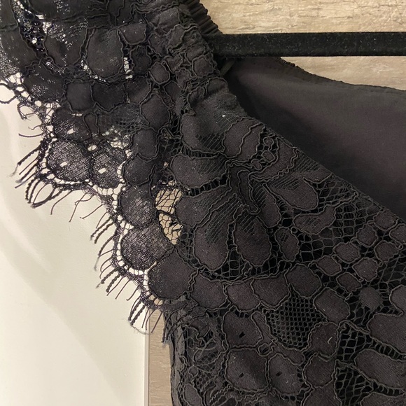 WAYF Off The Shoulder Black Lace Crop Top - Picture 4 of 5